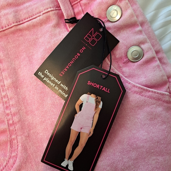 NWT Shortall Pink No Boundaries Jr Med Back To School - Picture 3 of 8